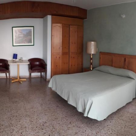Hotel Pacifico Villeta Kültér fotó
